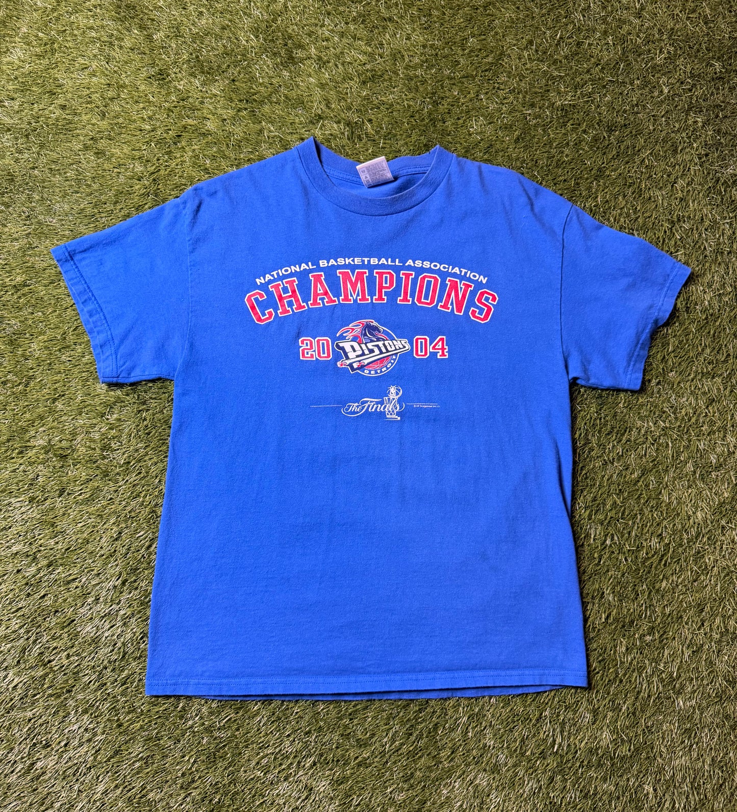 Vintage 2004 Detroit Pistons Champions T Shirt