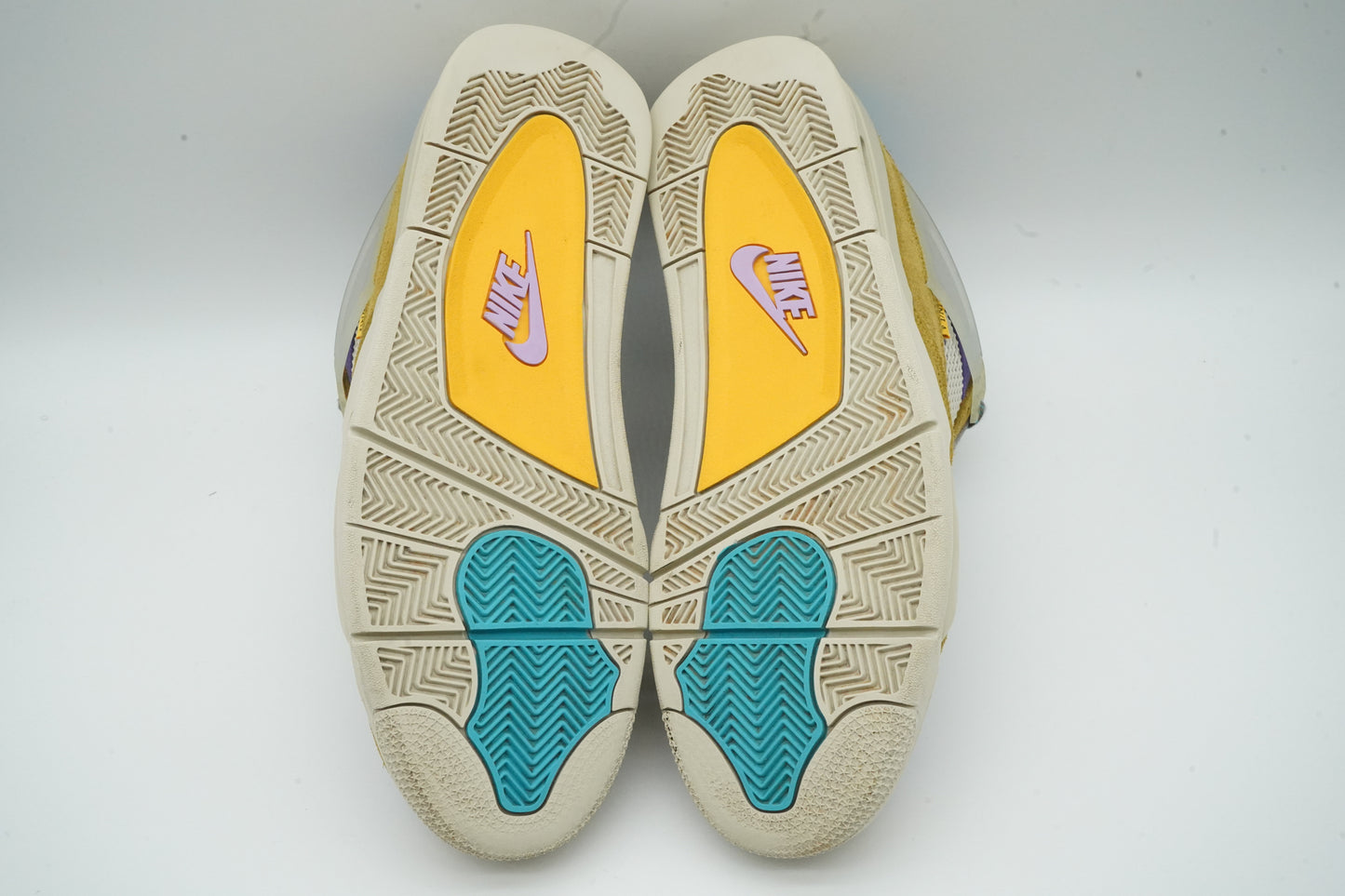 Jordan 4 Retro SP Union Desert Moss