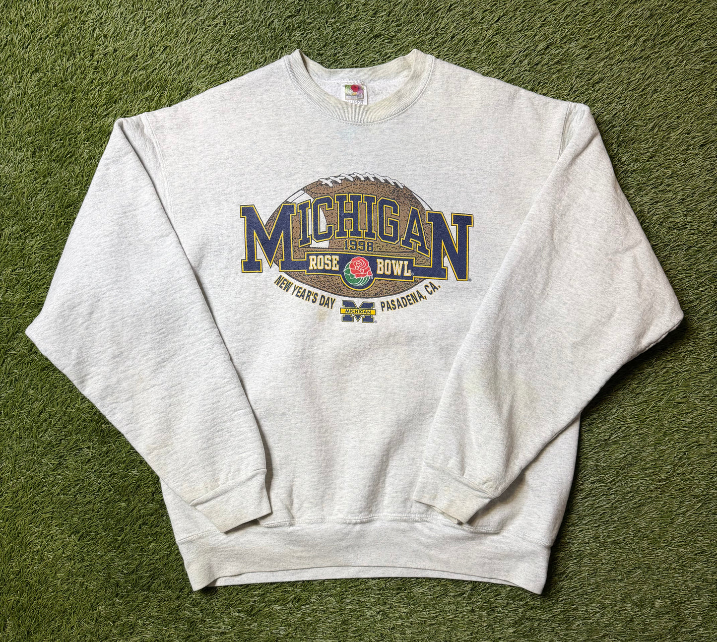 Vintage 1993 U of M Rosebowl Crewneck