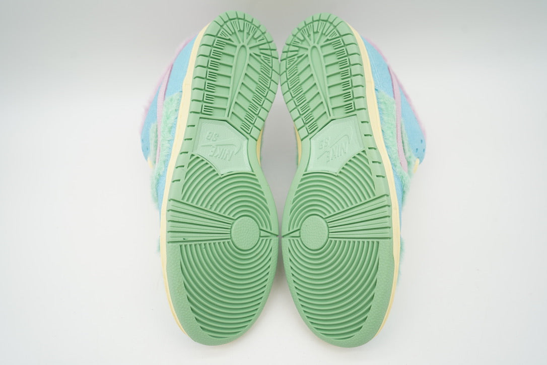 Nike SB Dunk Low Verdy Visty