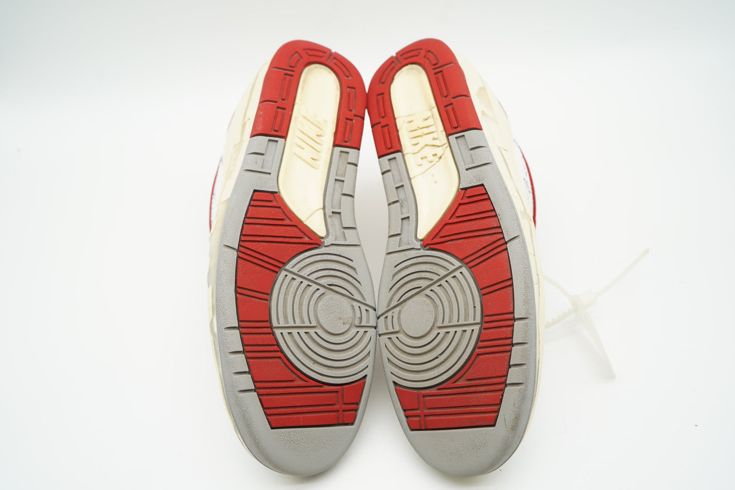 Jordan 2 Retro Low SP Off-White White Red