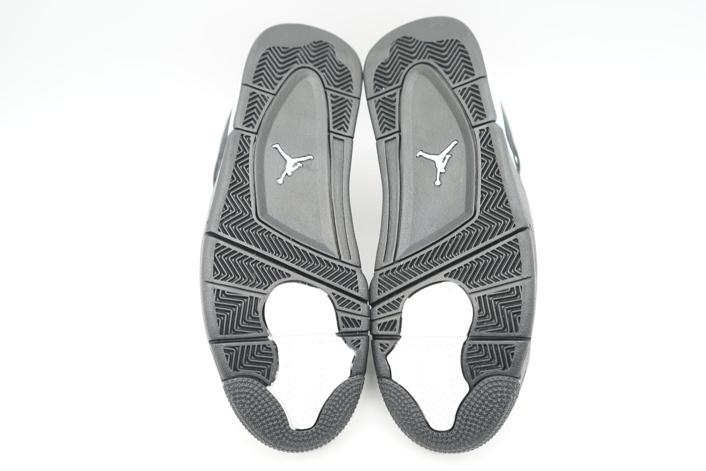 Jordan 4 White Thunder