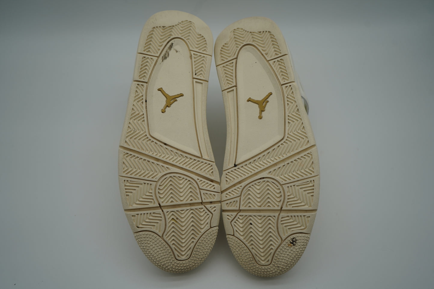 Jordan 4 Retro Metallic Gold (Women's)