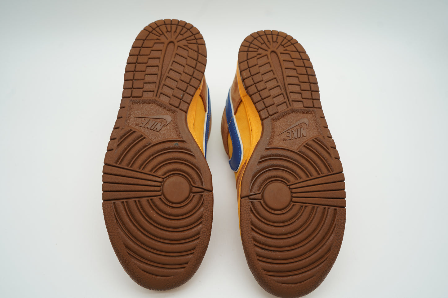 Nike SB Dunk Low Newcastle Brown Ale