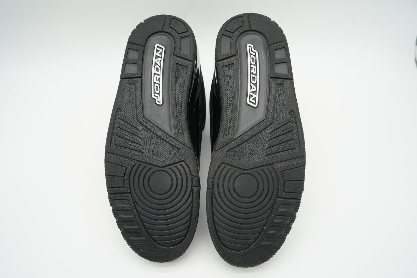 Jordan 3 Retro Black Cat (2025)