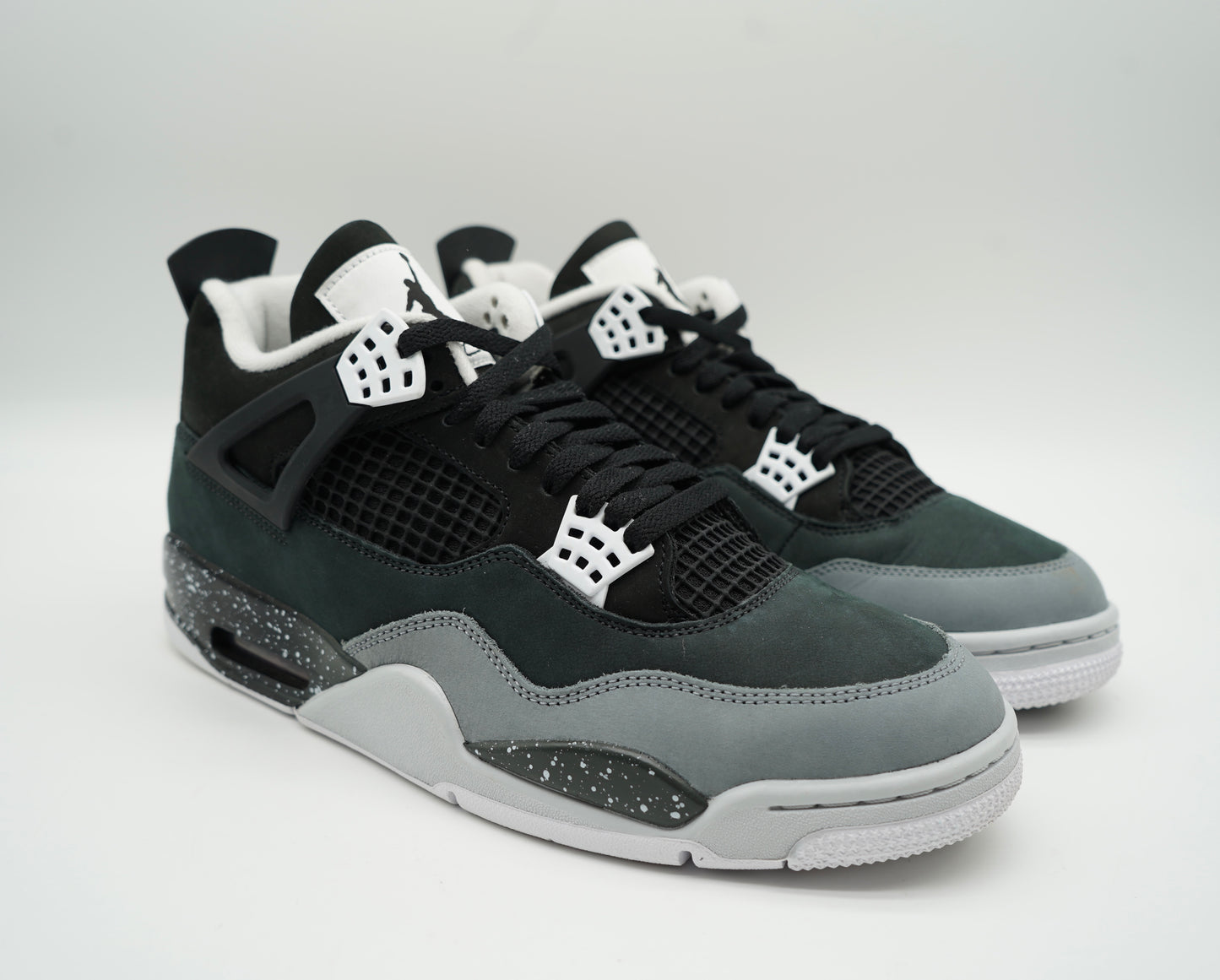 Jordan 4 Retro Fear (2024)