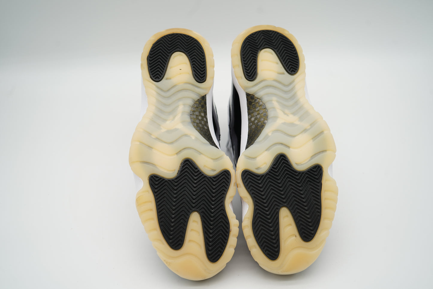 Jordan 11 Retro DMP Gratitude (2023)