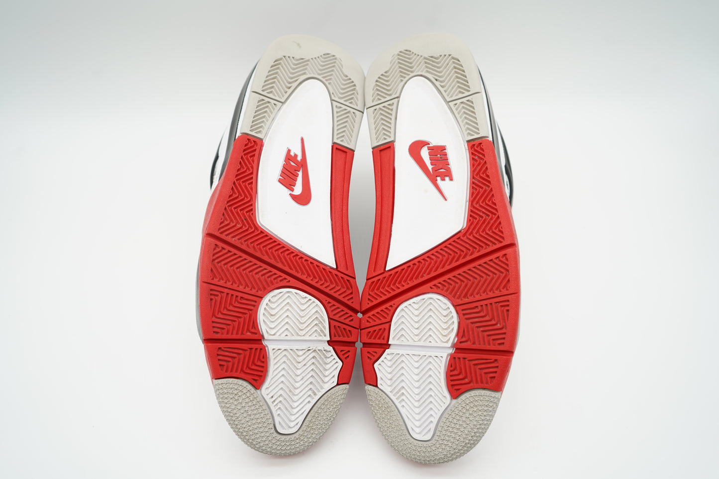 Jordan 4 Retro Fire Red (2020)