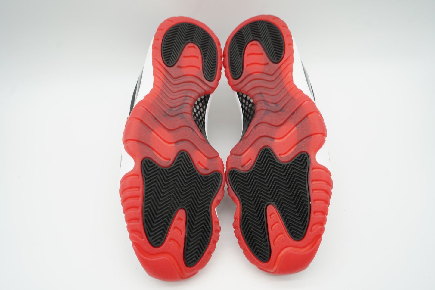 Jordan 11 Retro Low Bred (2025)