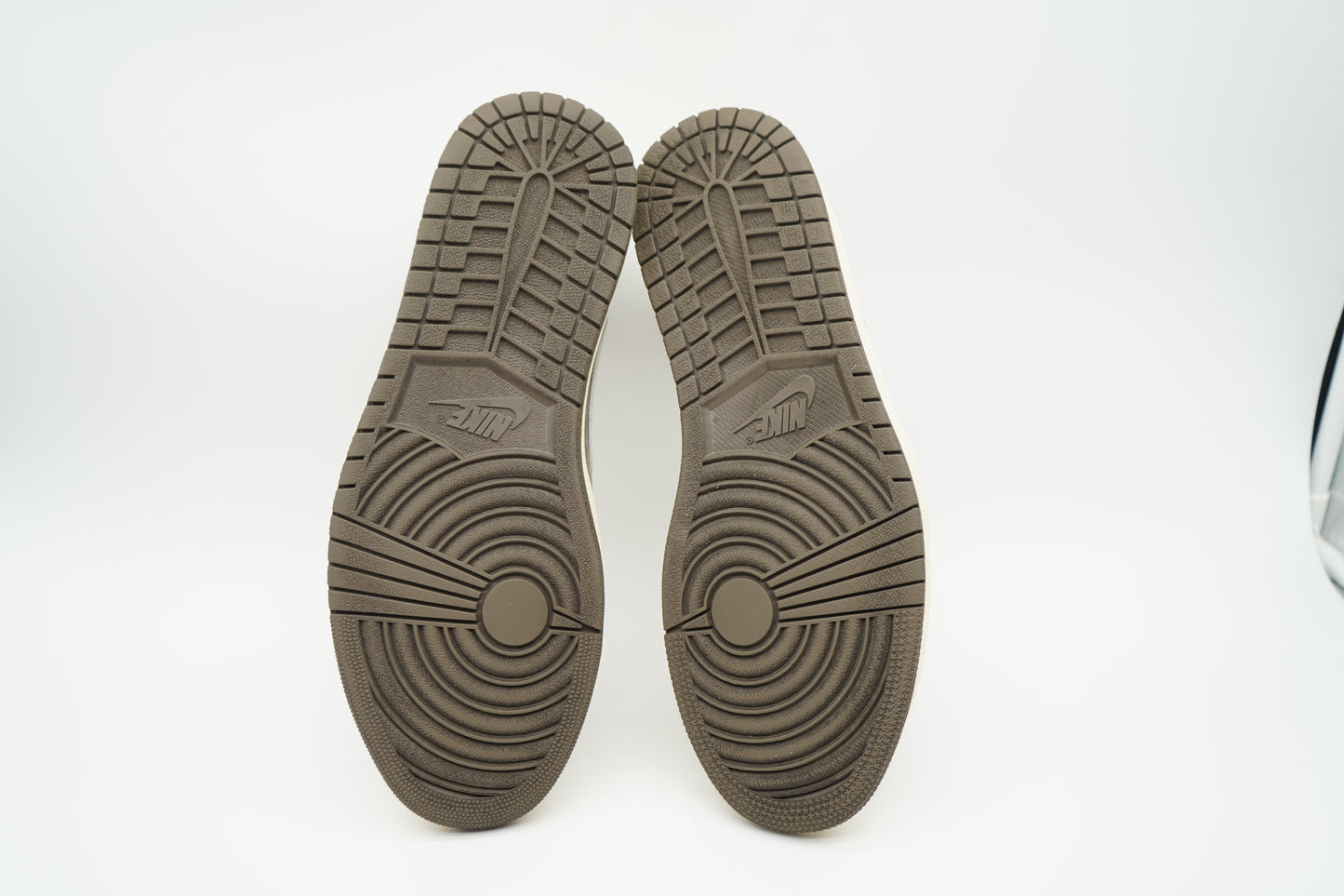 Jordan 1 Retro Low OG SP Travis Scott Reverse Mocha