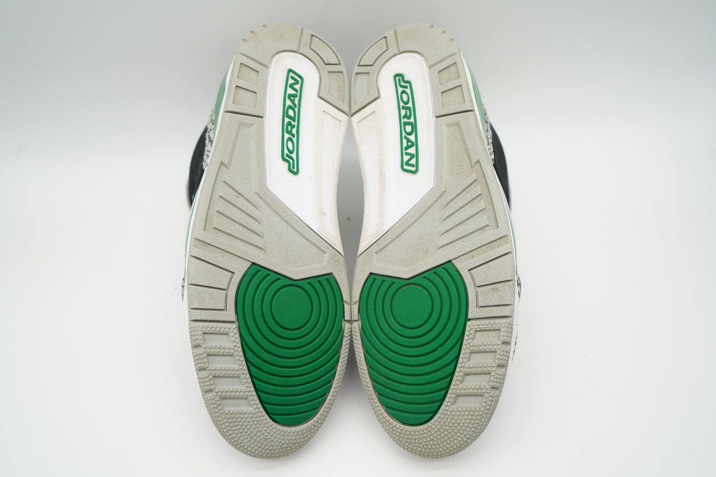 Jordan 3 Retro Pine Green