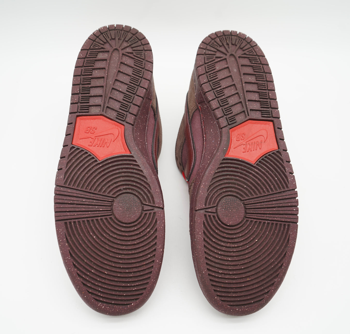 Nike SB Dunk Low City of Love Burgundy Crush