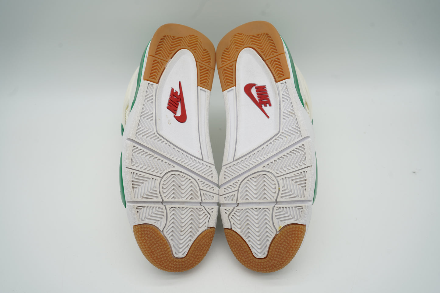Jordan 4 Retro SB Pine Green