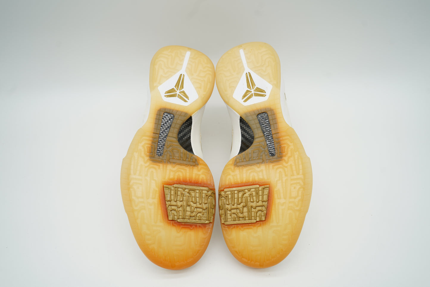 Kobe 5 Gold Stage OG