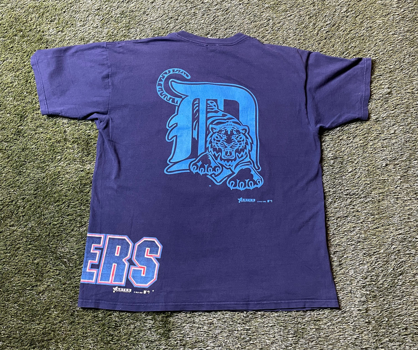 Vintage 1993 Detroit Tigers Wrap Around T Shirt