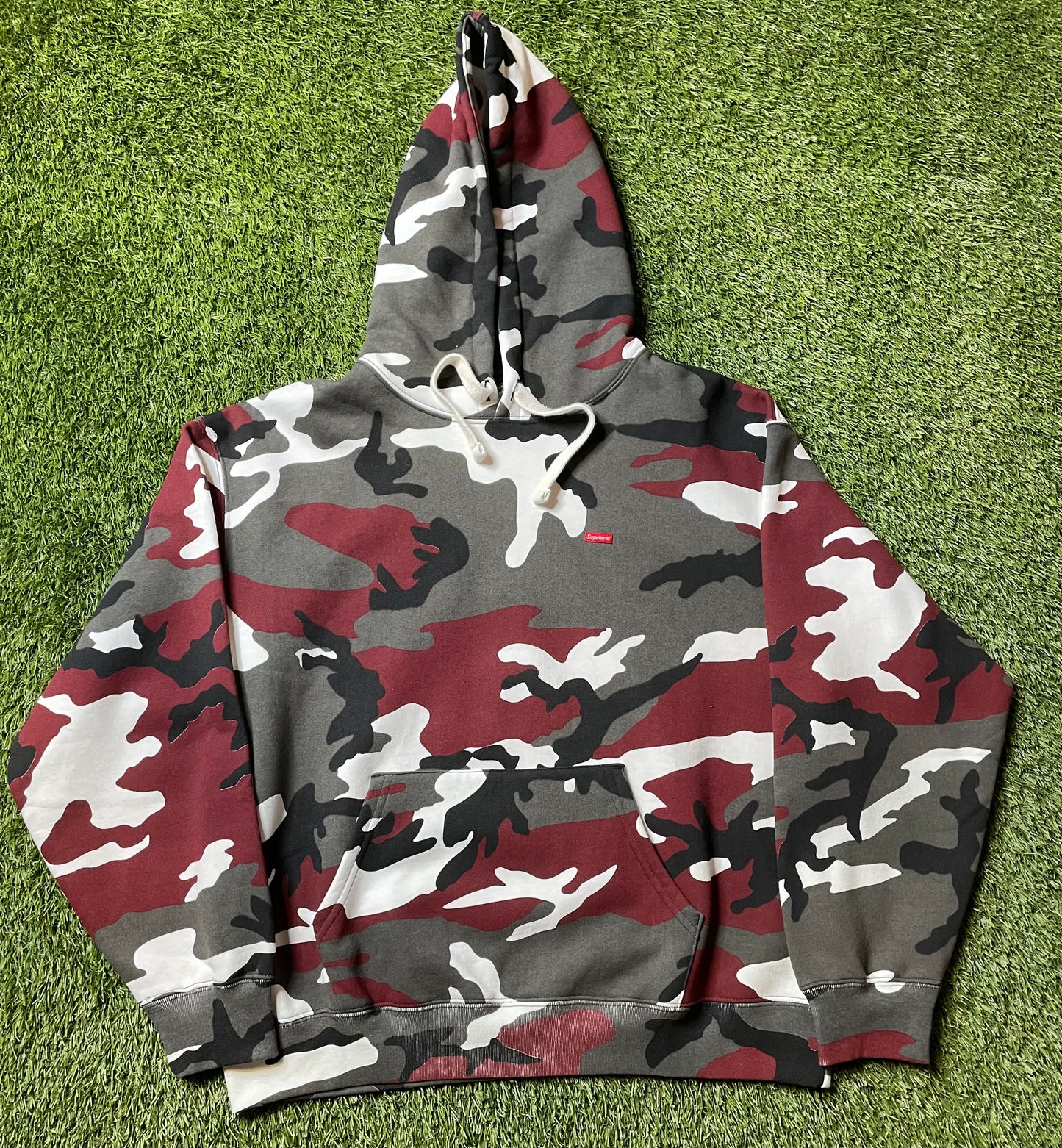 Supreme Small Box Hoodie
