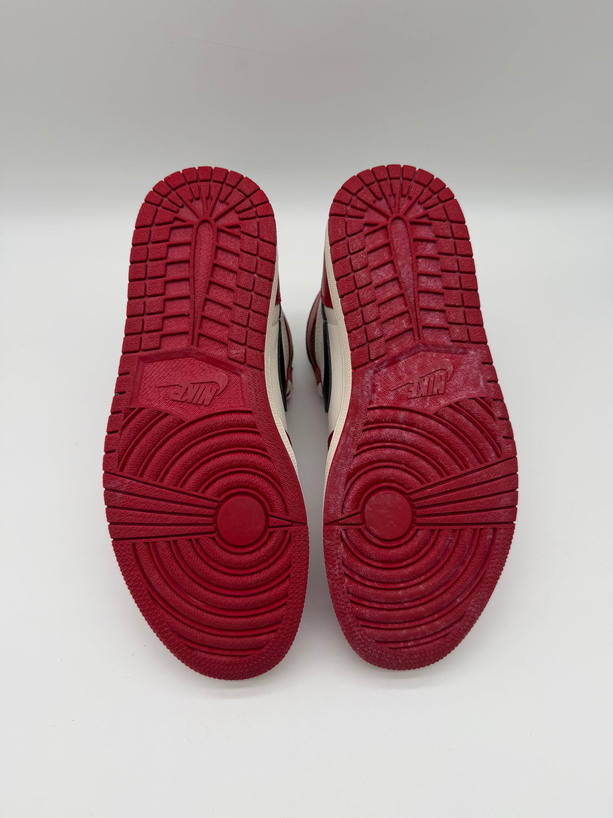 Jordan 1 Retro High OG Chicago Lost & Found