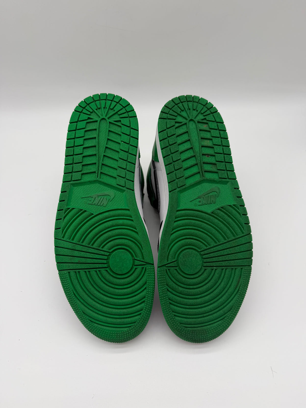 Jordan 1 Retro High Lucky Green