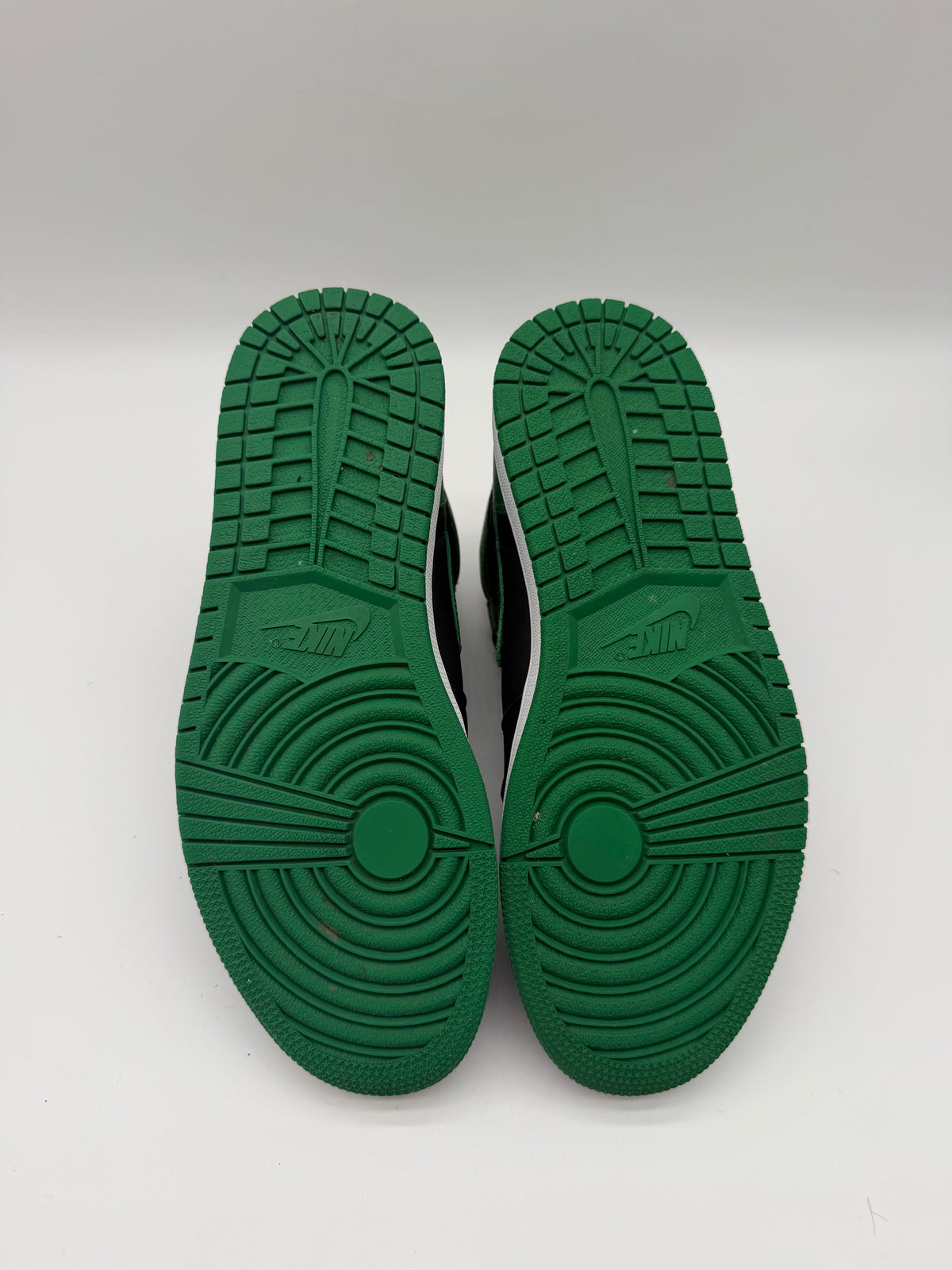 Jordan 1 Retro High Pine Green Black
