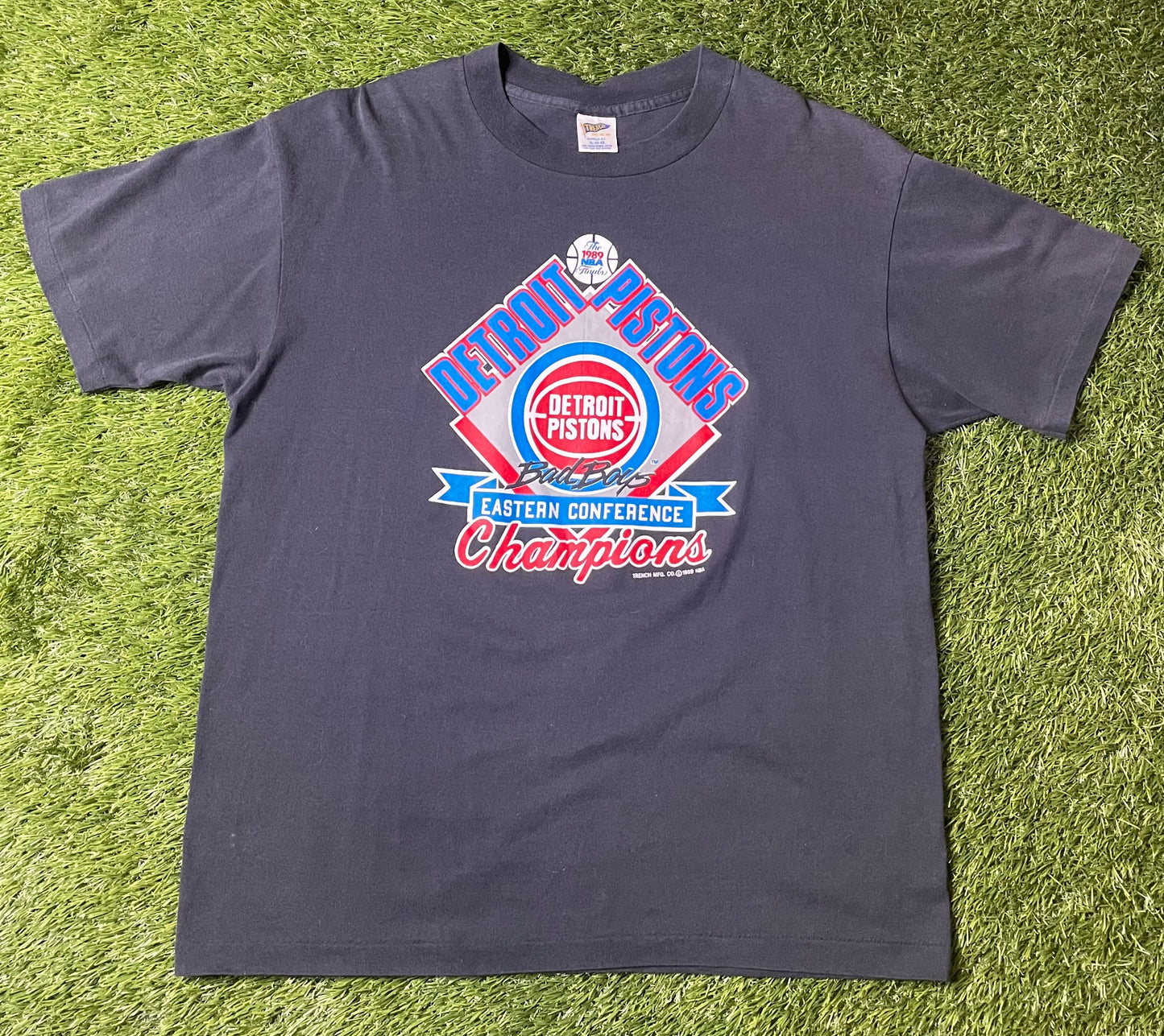 Vintage 1989 Detroit Pistons Eastern Conference Champs T Shirt