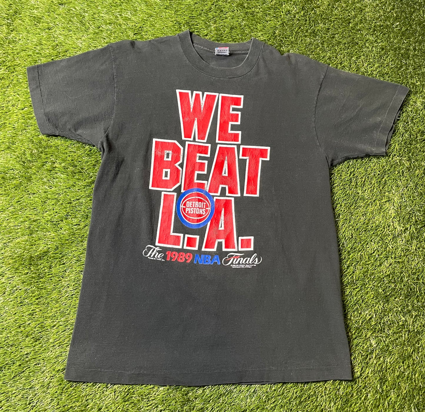 Vintage 1989 We beat LA Detroit Pistons T Shirt