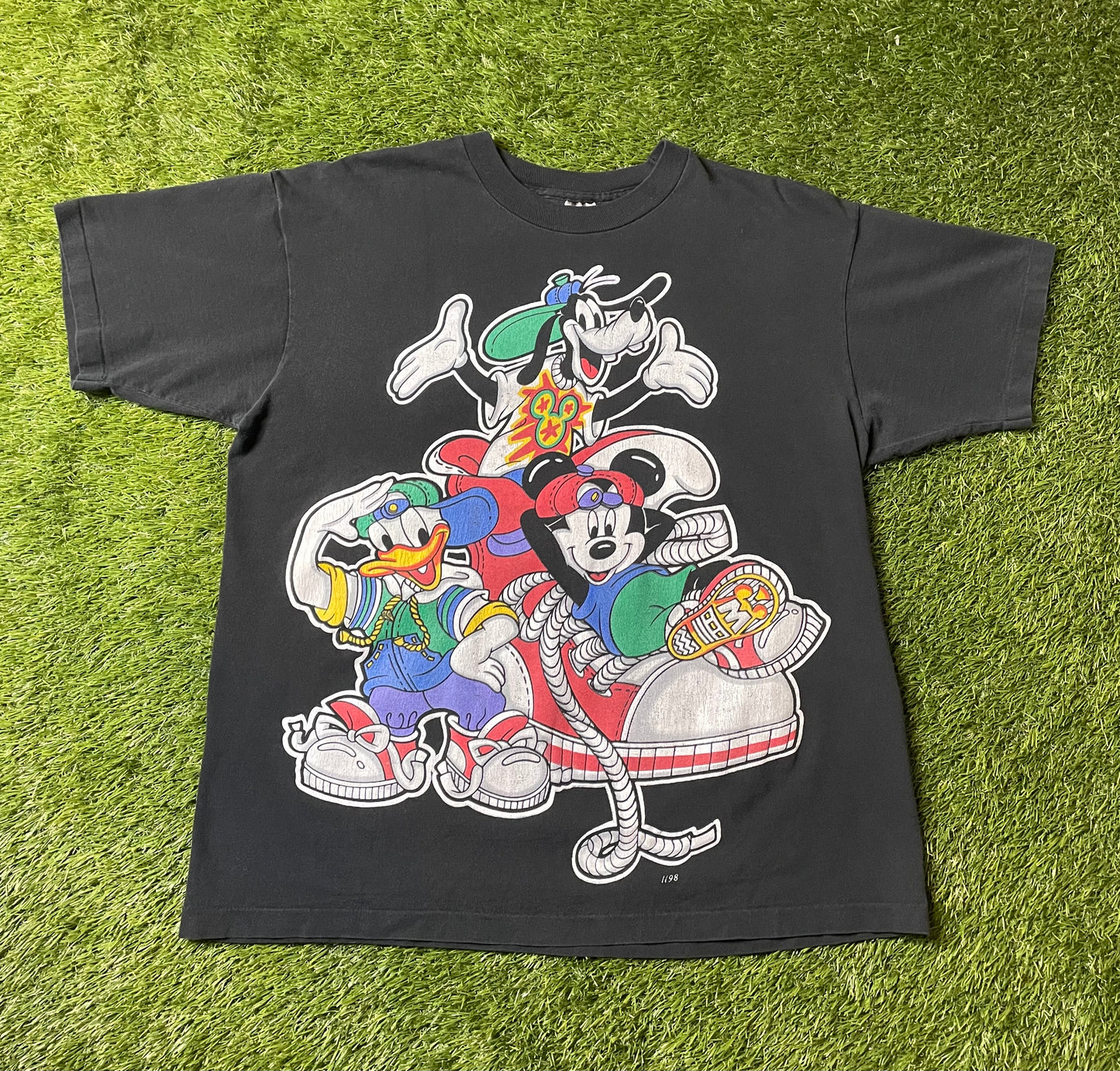 Vintage 90's Goofy & Mickey Mouse AOP T Shirt