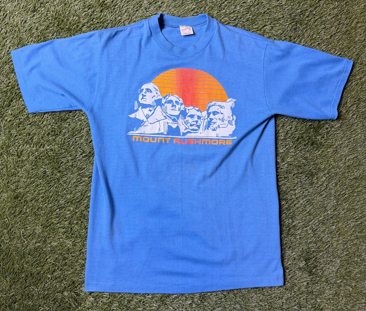 Vintage 80's Mount Rushmore T Shirt