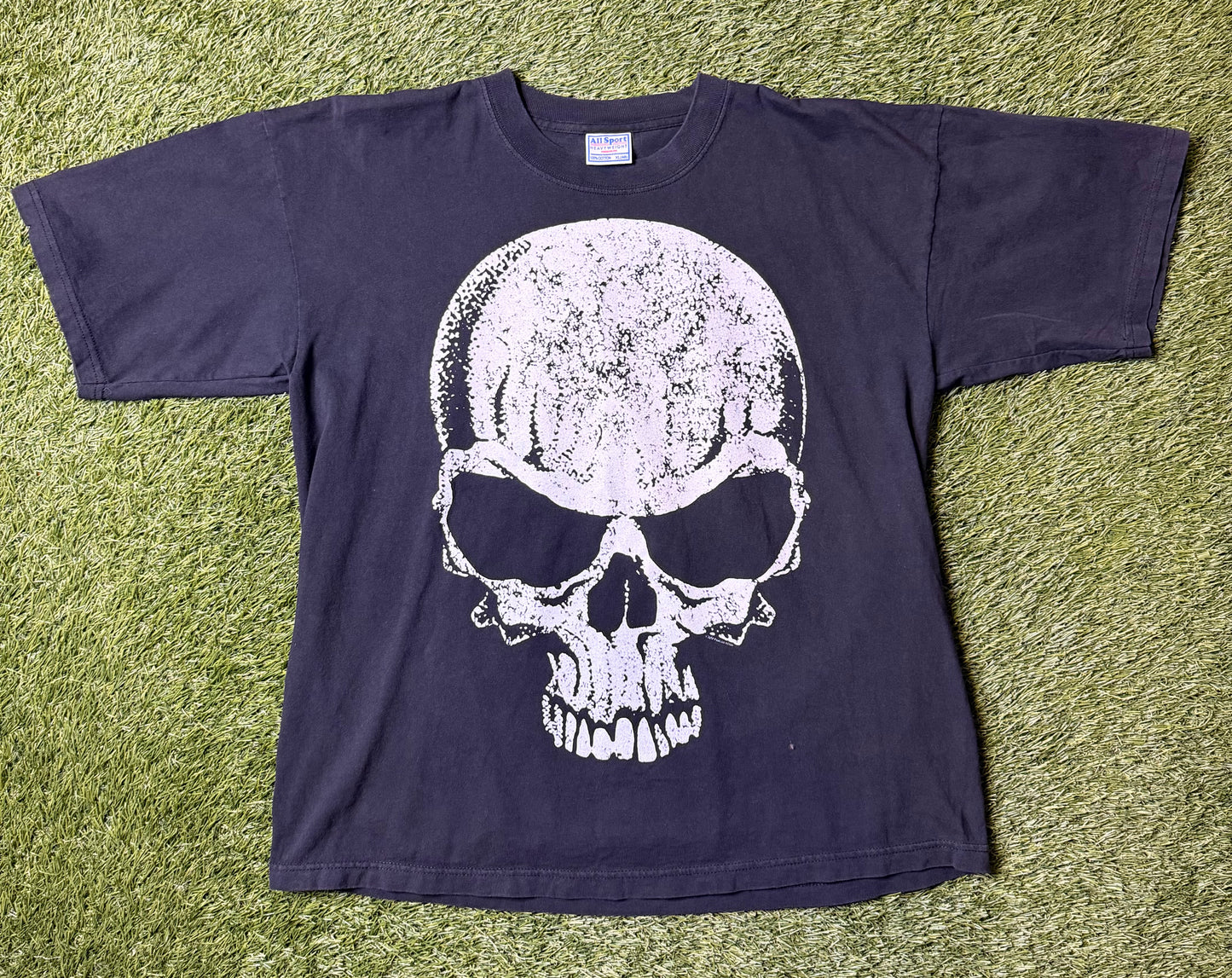 Vintage 2007 Fashion Victim Skull T Shirt