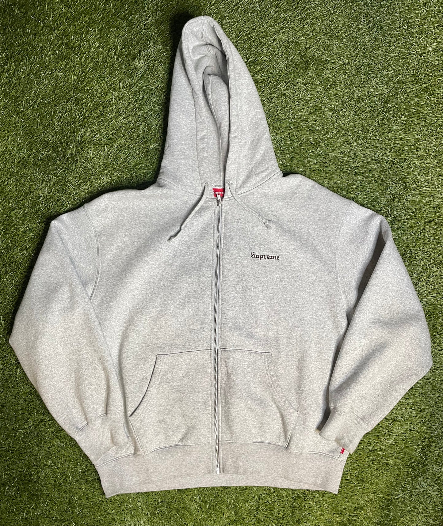 Supreme Crest Zip Up Hoodie