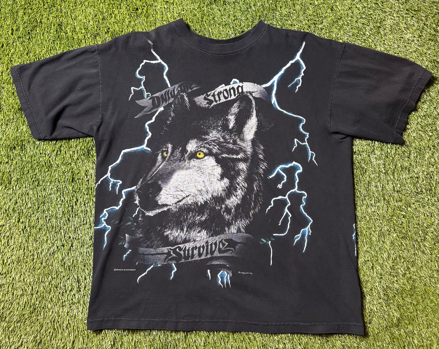 Vintage USA Thunder Strong Survive T Shirt