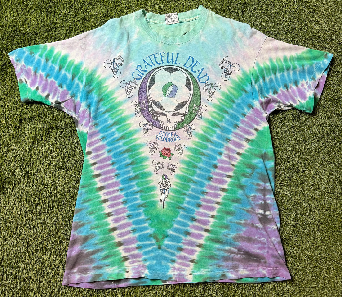 Vintage 1990 Grateful Dead "In the Field" T Shirt
