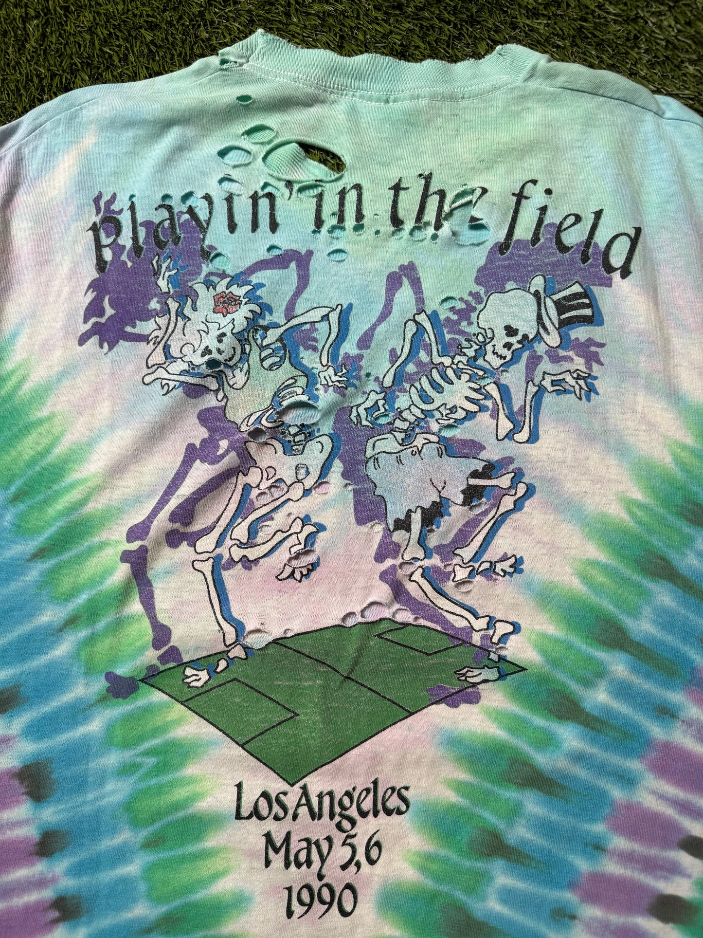 Vintage 1990 Grateful Dead "In the Field" T Shirt