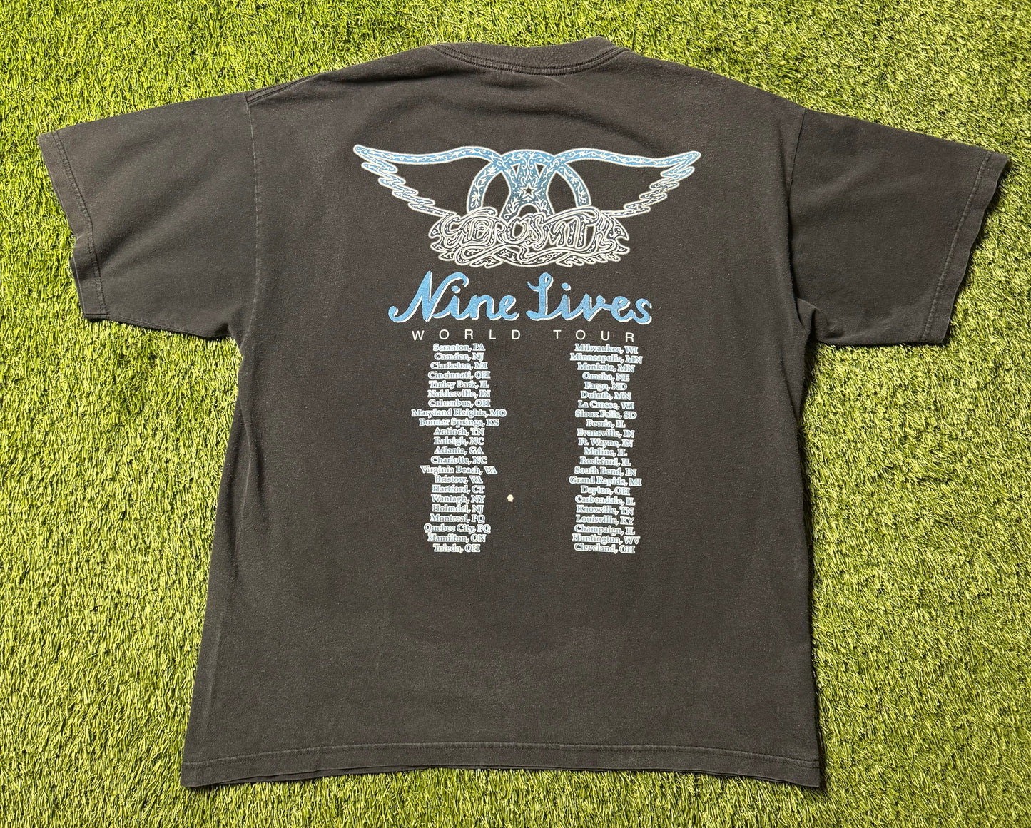 Vintage 1997 Aerosmith 9 Lives Tour T Shirt
