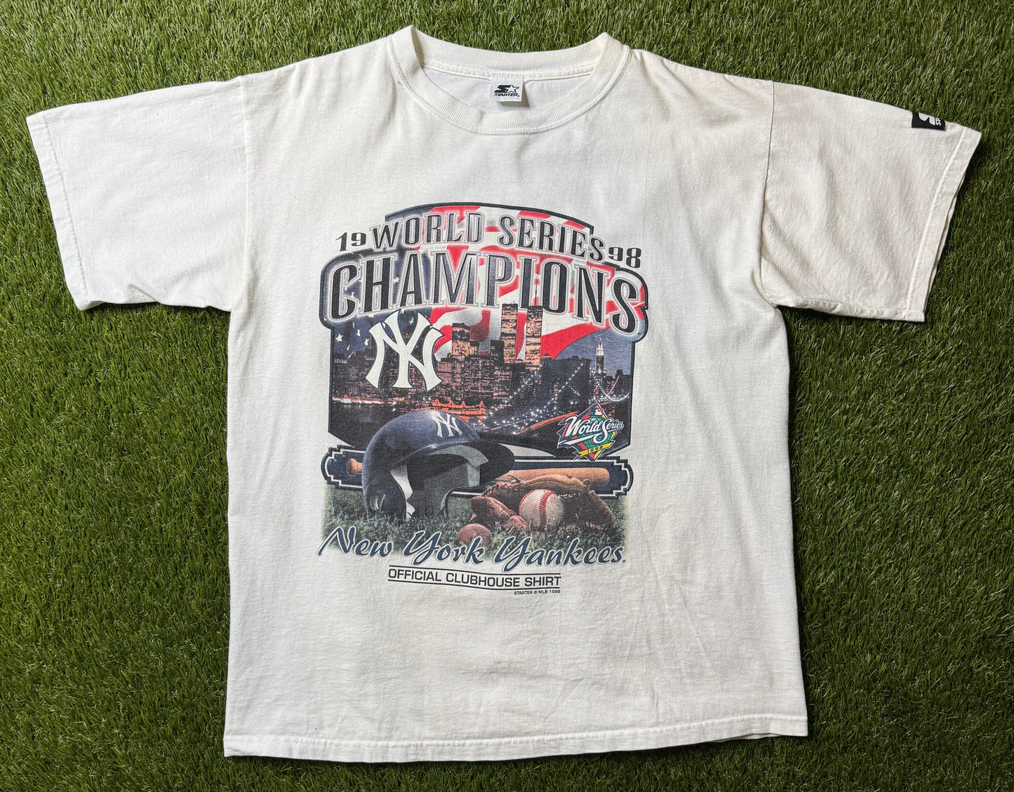 Vintage 1998 NY World Series Champs shirt