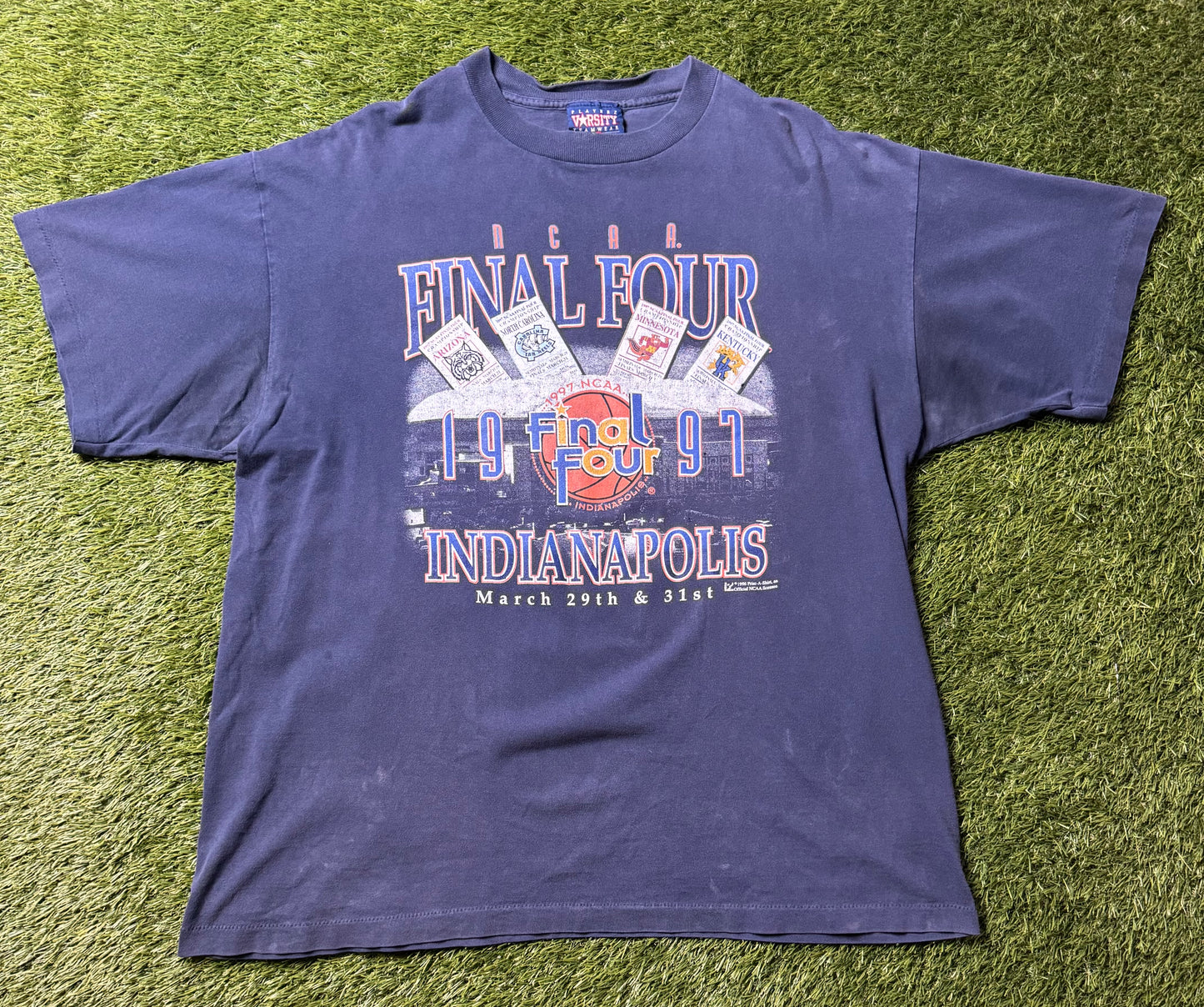Vintage 1997 Final Four T Shirt
