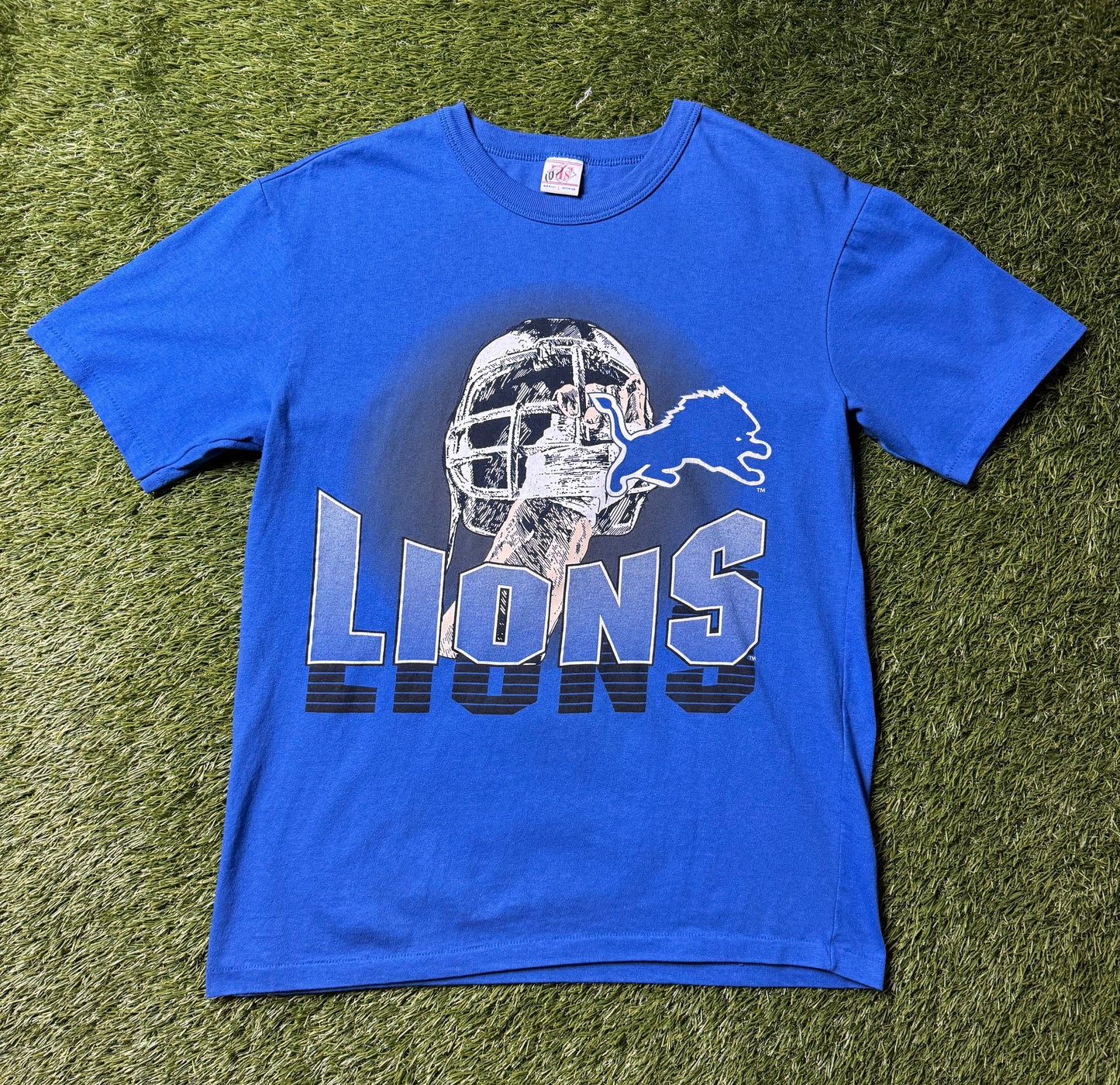 Vintage 90's Detroit Lions Helmet T Shirt