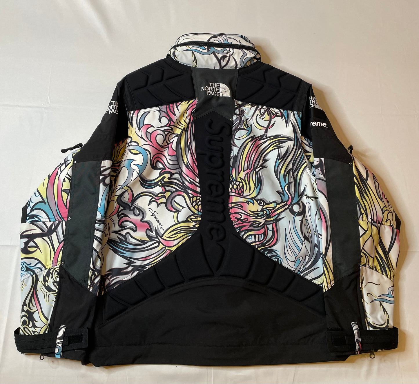 Supreme The North Face Steep Tech Apogee Jacket (FW22) Multicolor Dragon