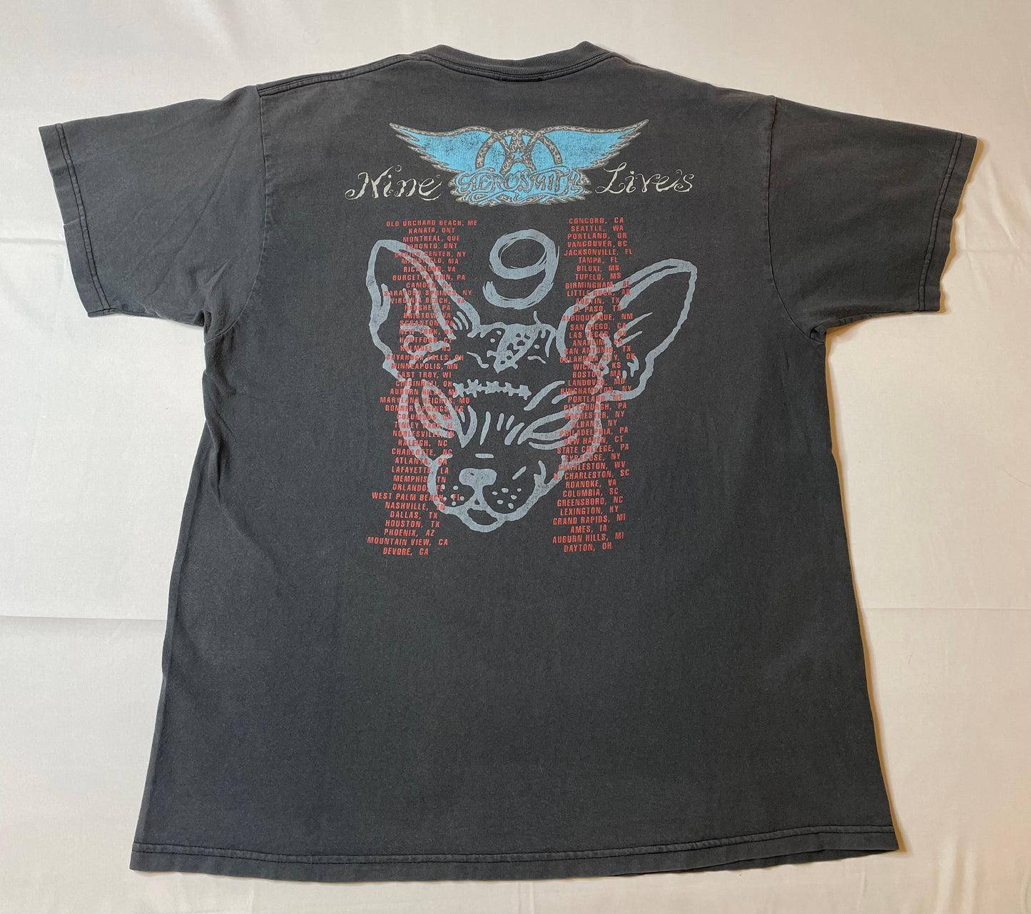 Vintage 1997 Aerosmith 9 Lives Tour T Shirt