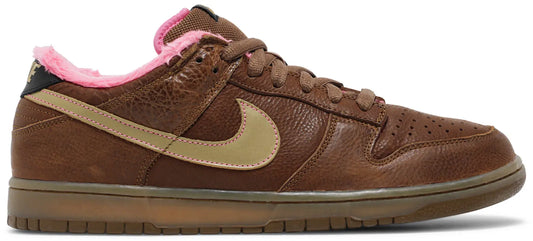 Nike SB Dunk Low Gibson Guitar Case