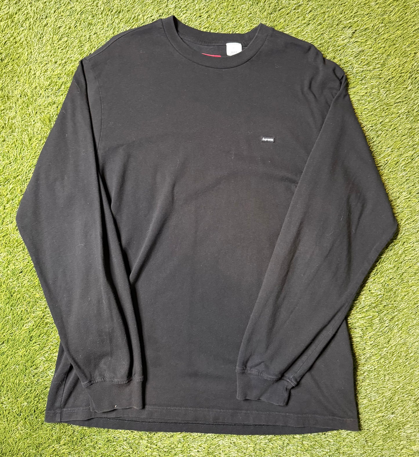 Supreme Small Bogo Black L/s