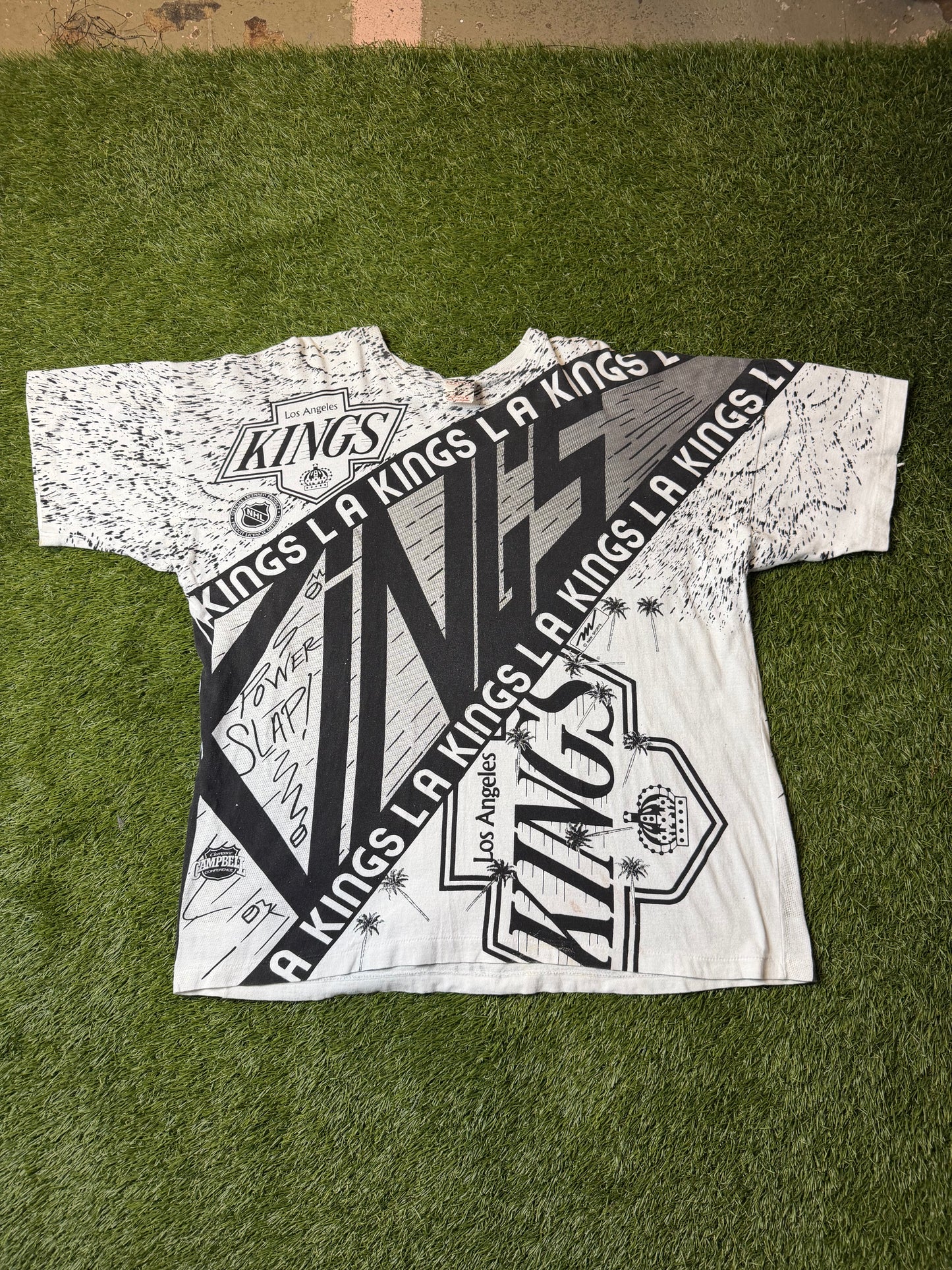 Vintage 90's Los Angeles Kings AOP T Shirt