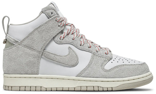 Nike Dunk High Notre Light Orewood Brown