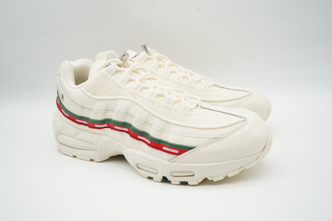 Nike Air Max 95 SP Undefeated Sail