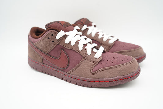 Nike SB Dunk Low City of Love Burgundy Crush