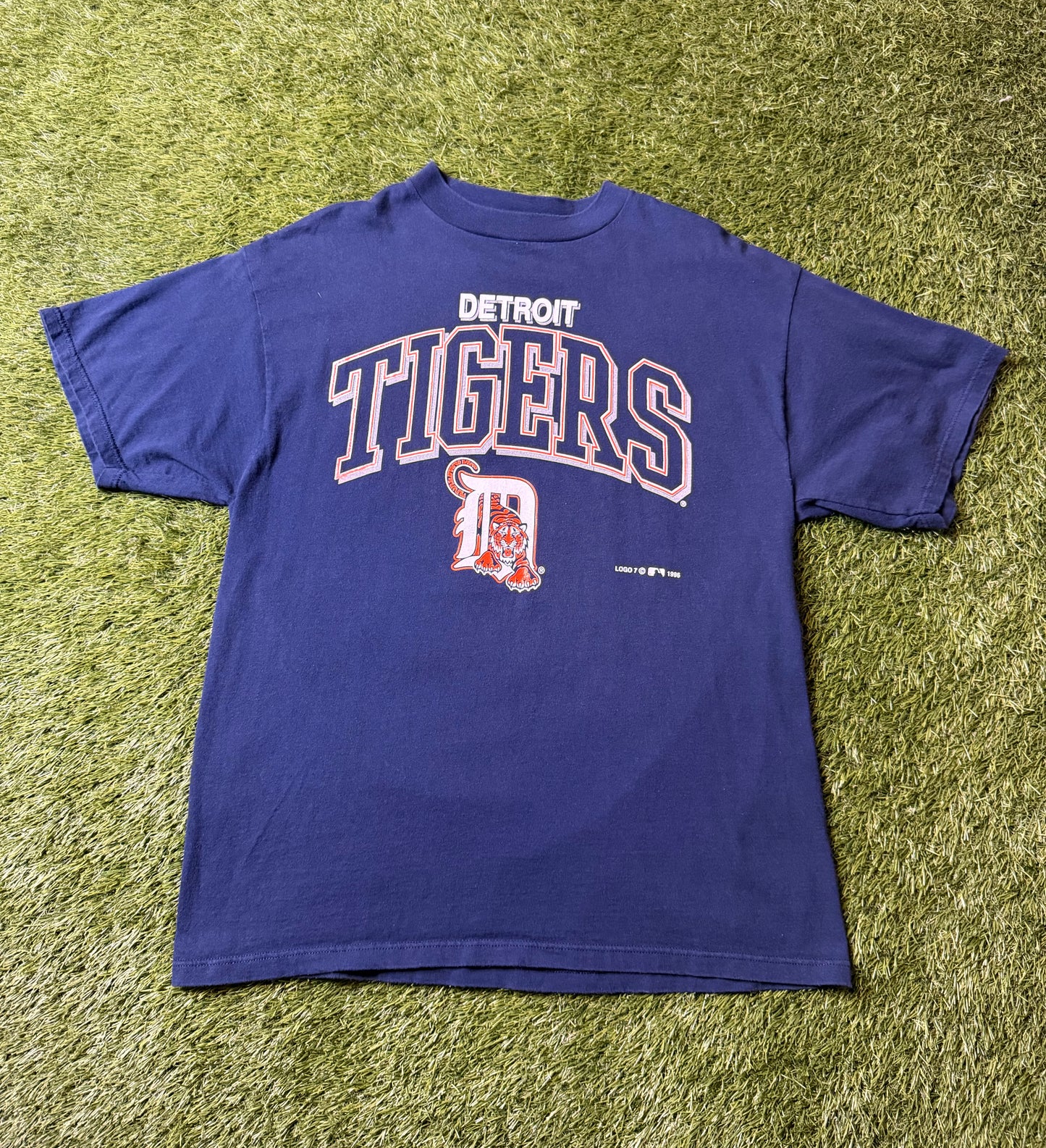 Vintage 1996 Detroit Tigers Logo 7 T Shirt