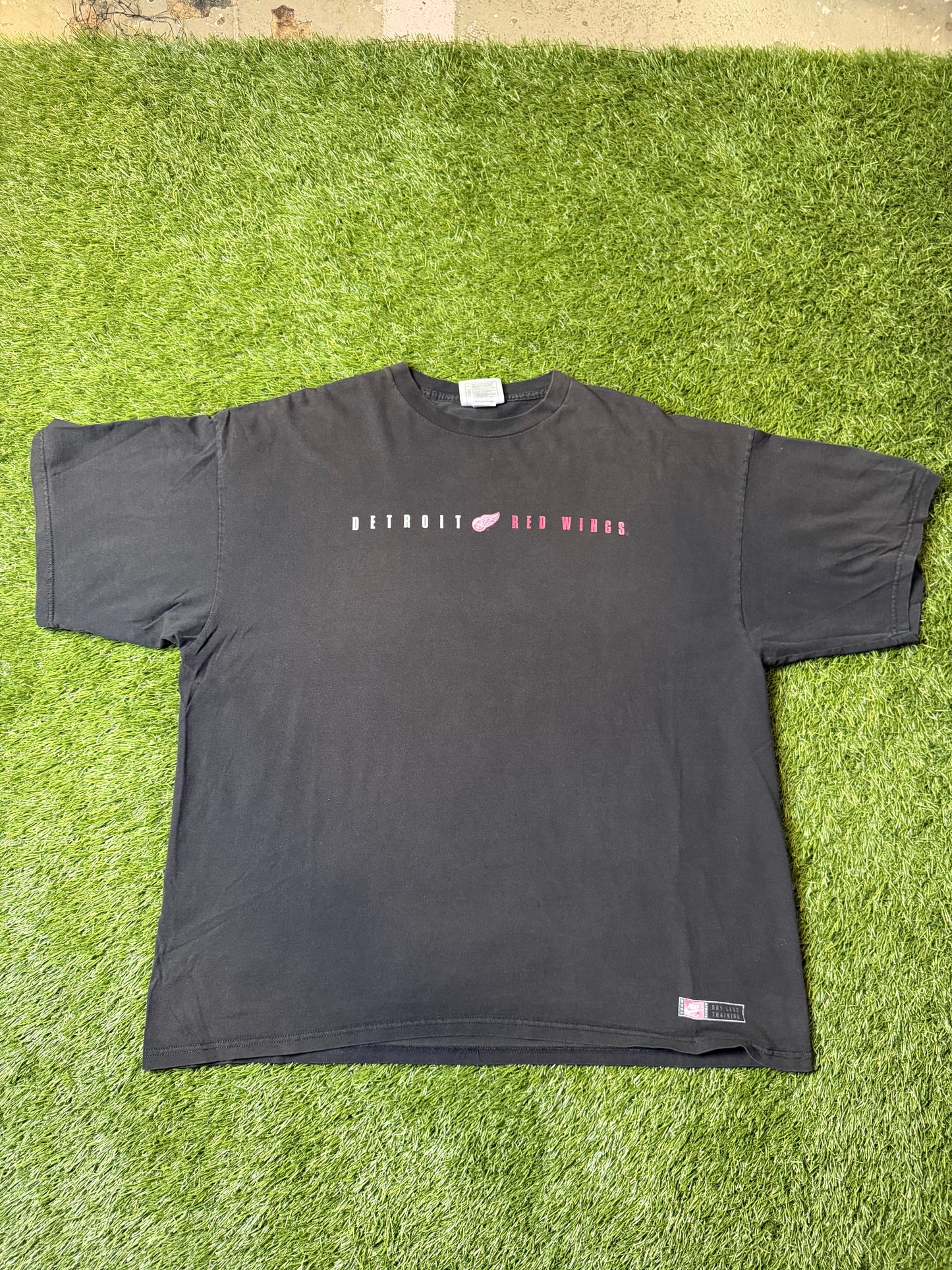 Vintage 90's Detroit Red Wings T Shirt