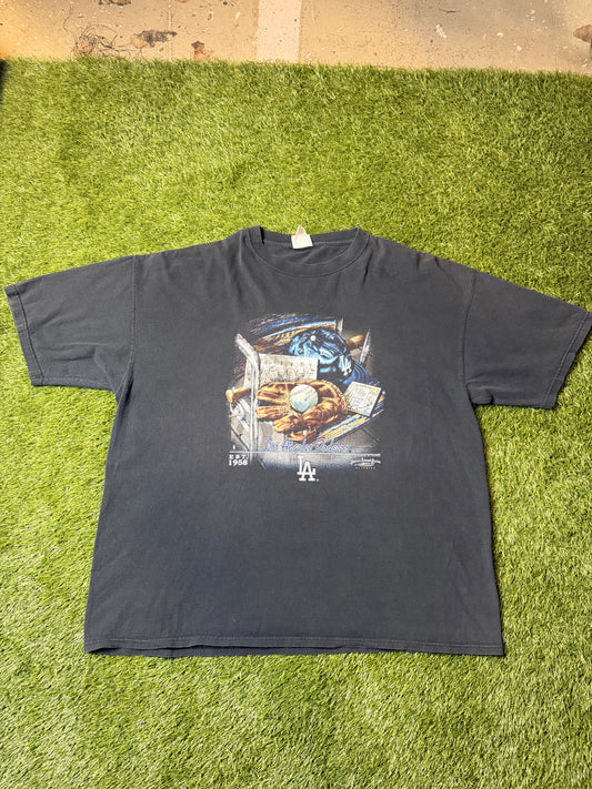 Vintage 2005 Lee LA Dodgers T Shirt