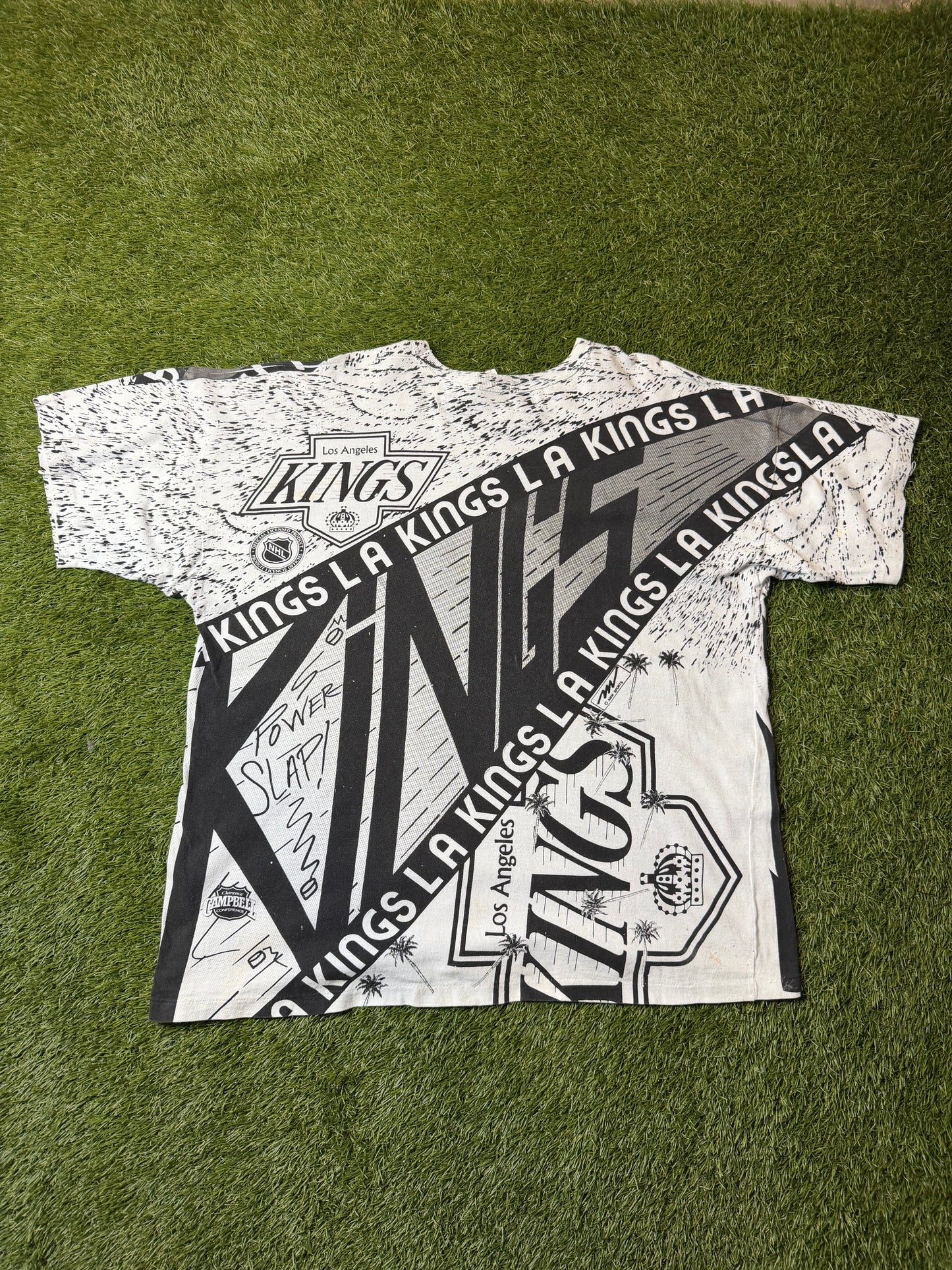 Vintage 90's Los Angeles Kings AOP T Shirt