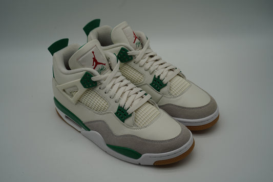 Jordan 4 Retro SB Pine Green