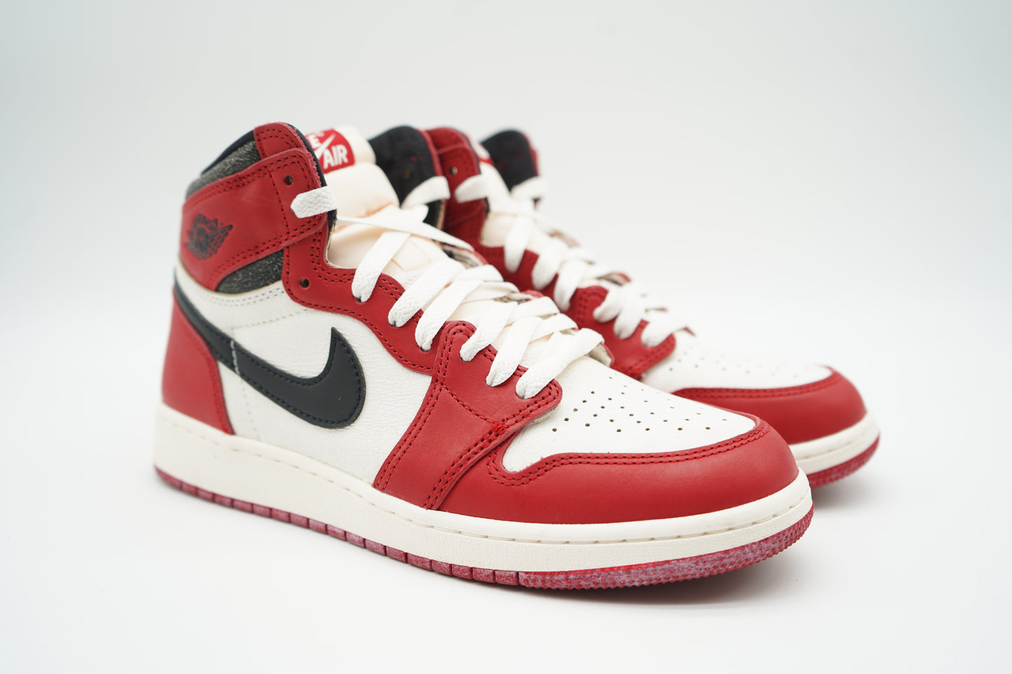 Jordan 1 Retro High OG Chicago LnF